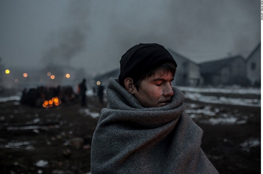Hazrat, de 16 anos, um refugiado afegão